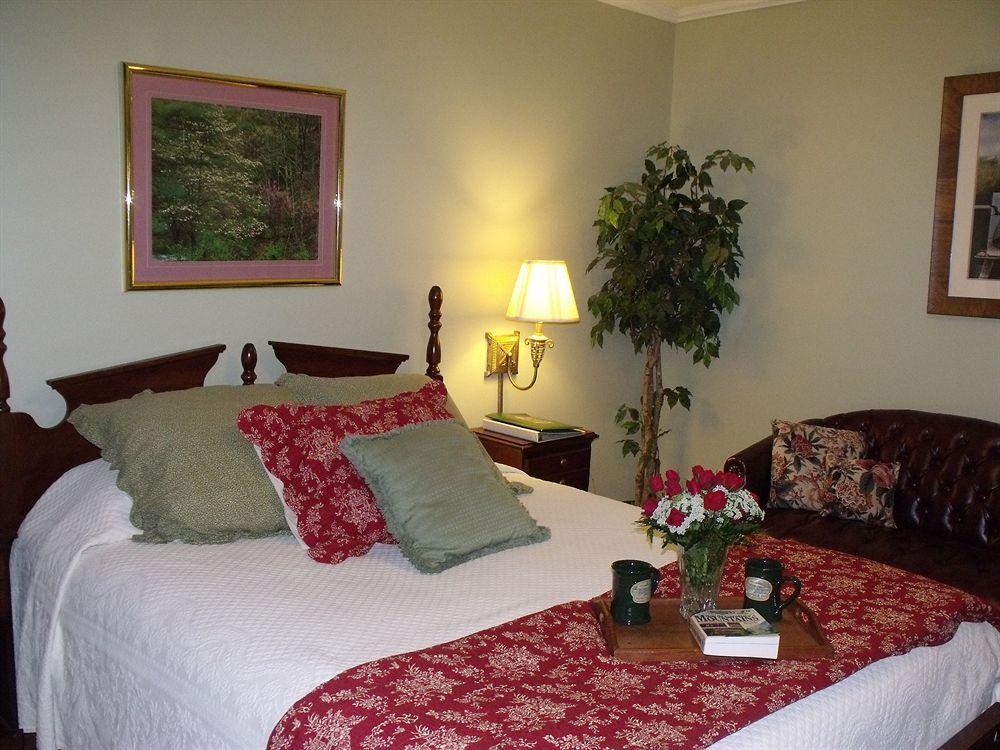 Hemlock Inn Blowing Rock Buitenkant foto