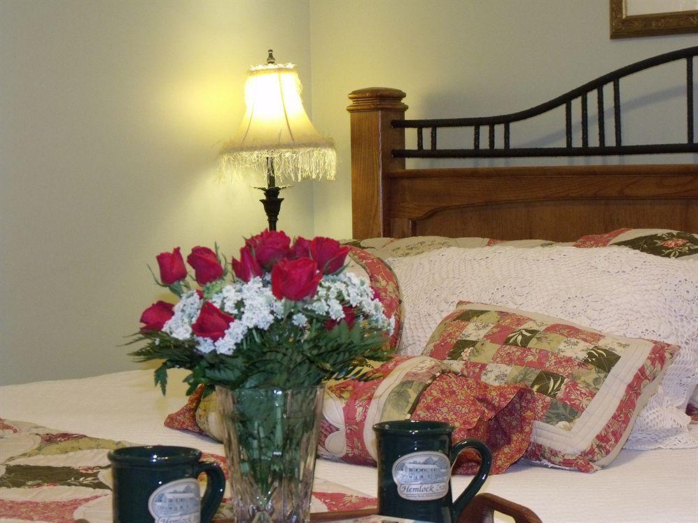 Hemlock Inn Blowing Rock Buitenkant foto