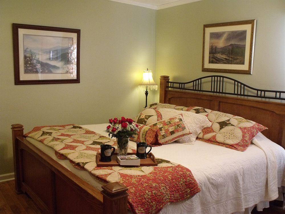 Hemlock Inn Blowing Rock Buitenkant foto