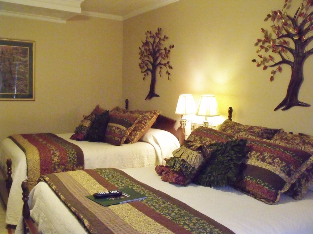 Hemlock Inn Blowing Rock Buitenkant foto