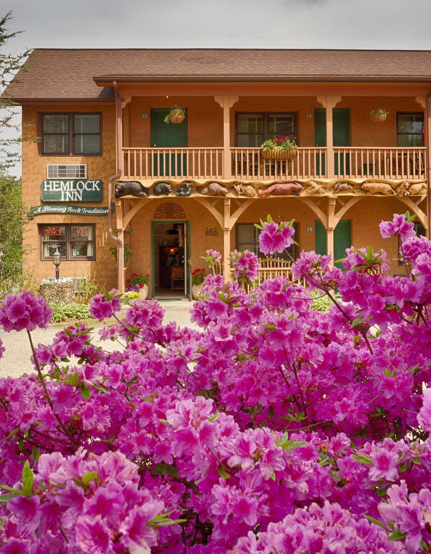 Hemlock Inn Blowing Rock Buitenkant foto