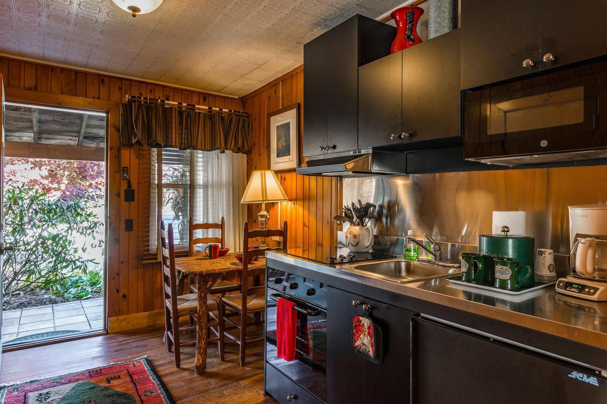 Hemlock Inn Blowing Rock Buitenkant foto