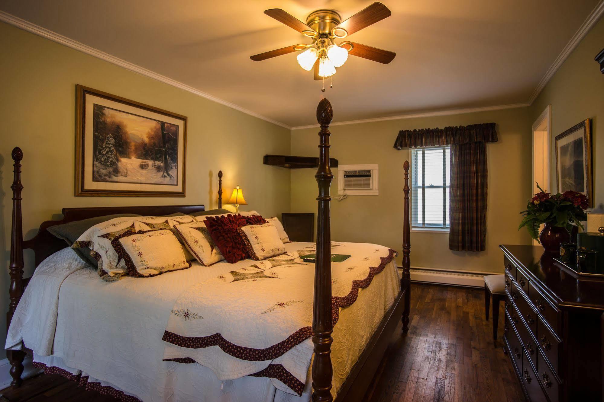 Hemlock Inn Blowing Rock Buitenkant foto